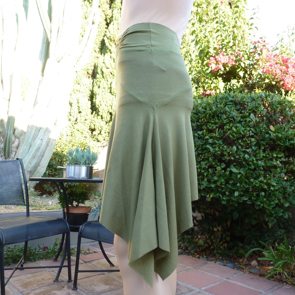 Yb The Design of Nature Olive Stretch Skirt